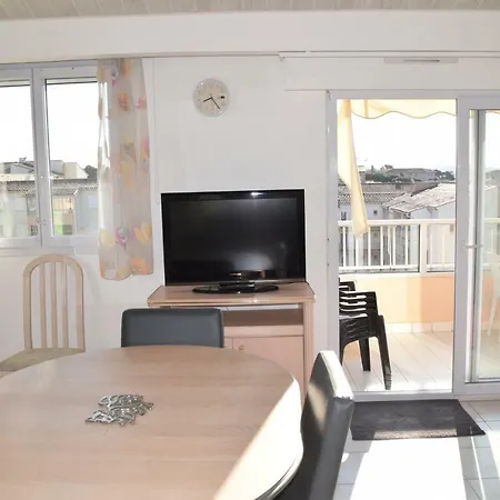 Apartment Le Lagon Bleu - Frejus